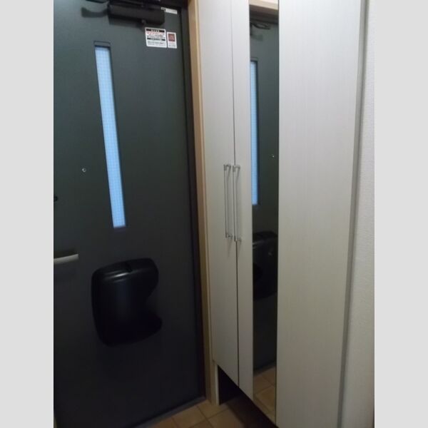 玄関 (玄関(シューズボックス))