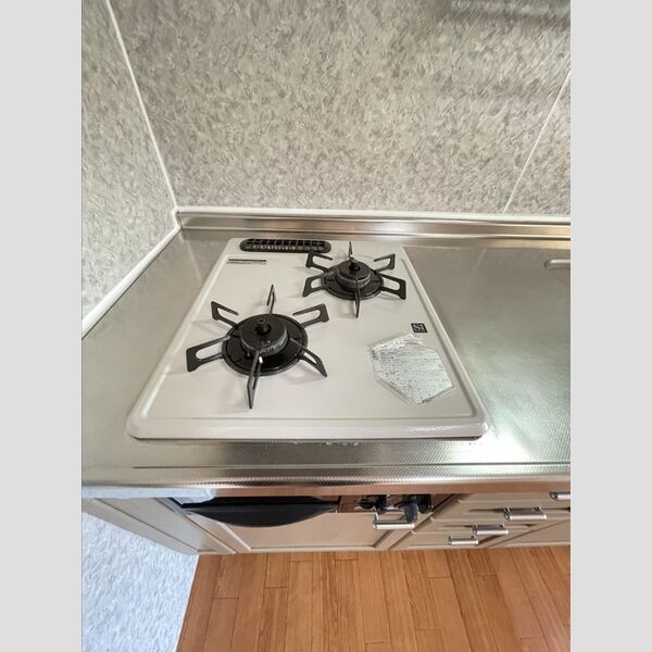 キッチン (2口ガスコンロ)