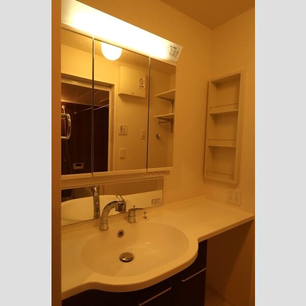 洗面所 (洗面台)