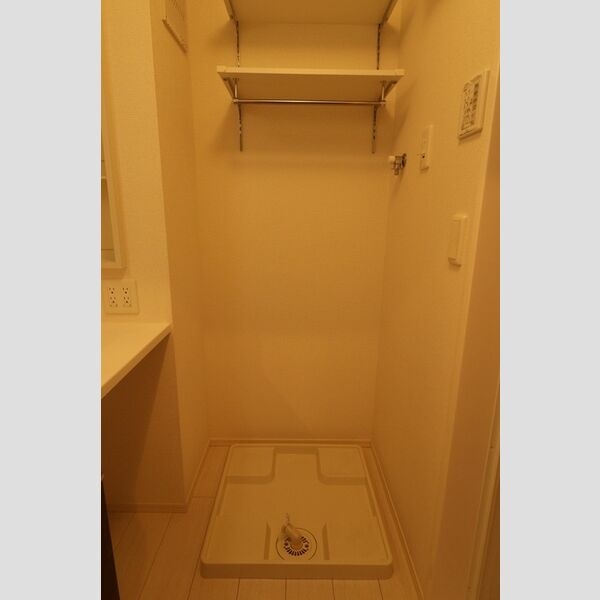 その他設備 (洗濯機置き場)