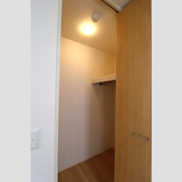 収納 (クローゼット)