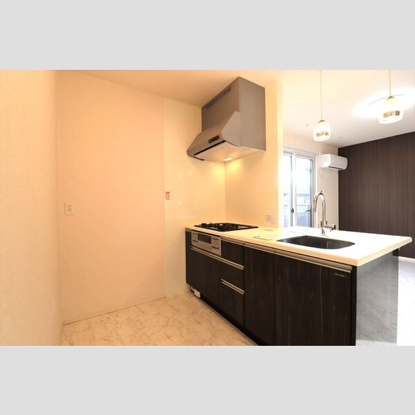 キッチン (システムキッチン)