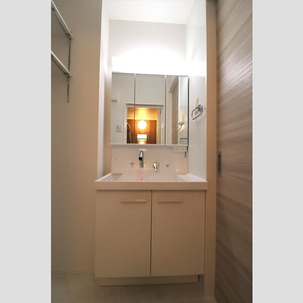 洗面所 (洗面所)