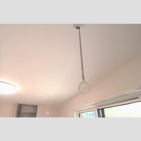 その他設備 (室内物干し)