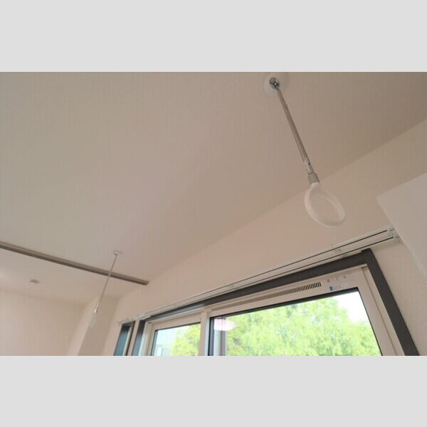 その他設備 (室内物干し)