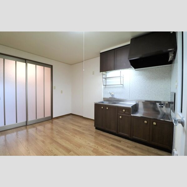 キッチン (ダイニングキッチン)