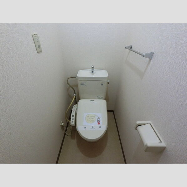 トイレ (温水洗浄暖房便座)