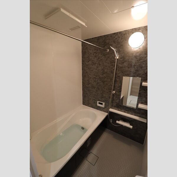 バス (浴室)