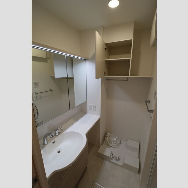 洗面所 (洗面室)