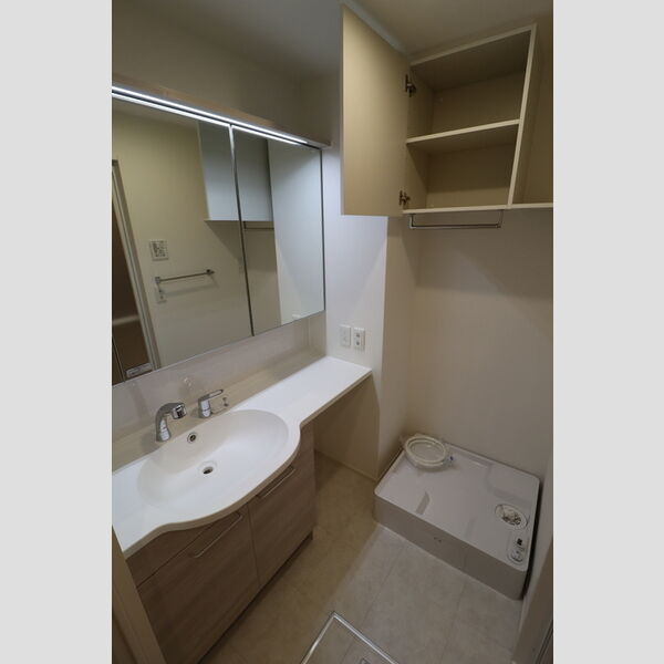 洗面所 (洗面室)