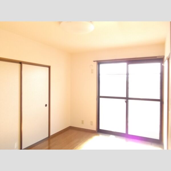 居室・リビング (南側洋室)