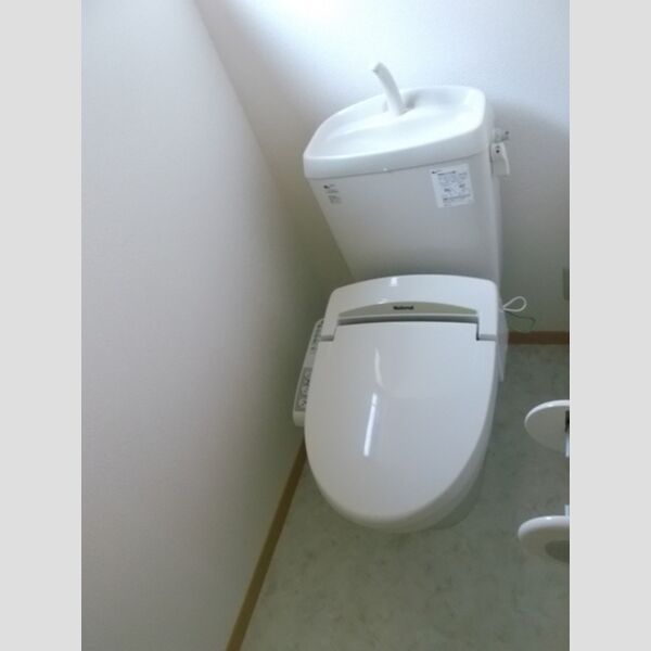 トイレ (トイレ(温水洗浄暖房便座))