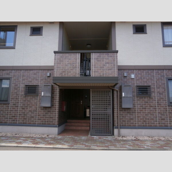 エントランス (エントランス)