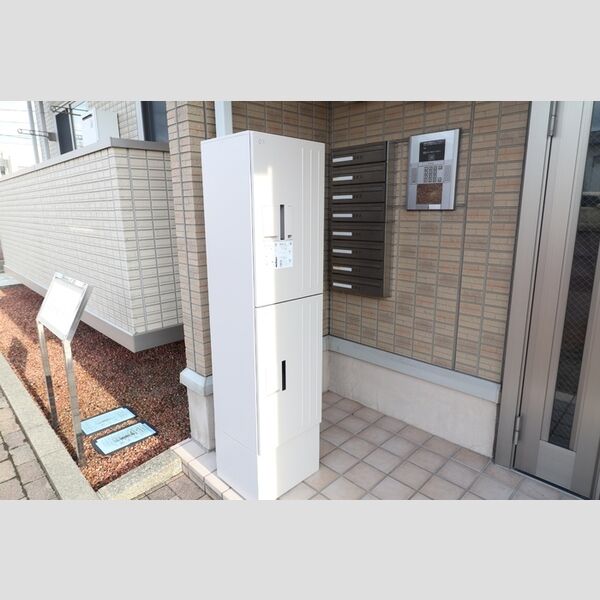 現地周辺 (宅配ボックス)