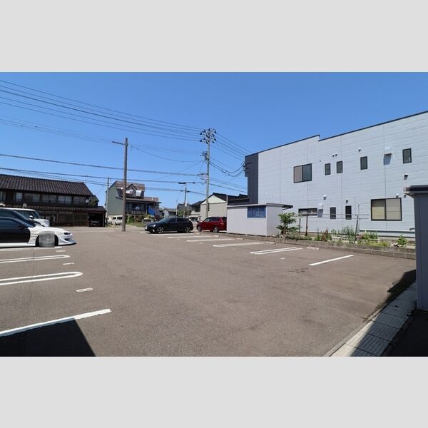 駐車場 (駐車場)