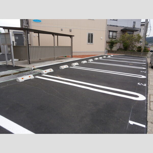 駐車場 (駐車場)