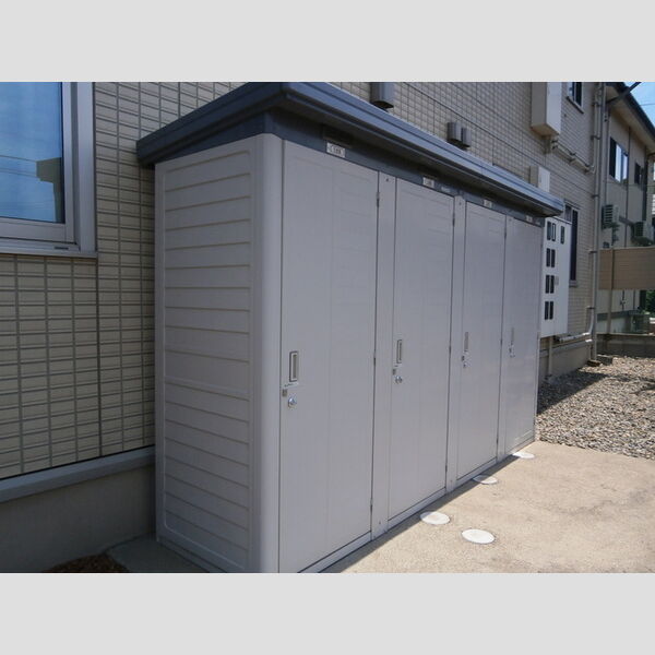 現地周辺 (物置)