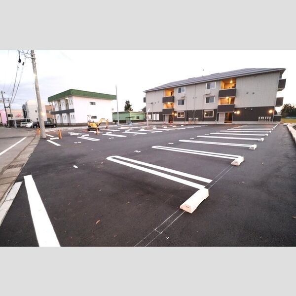 駐車場 (駐車場)