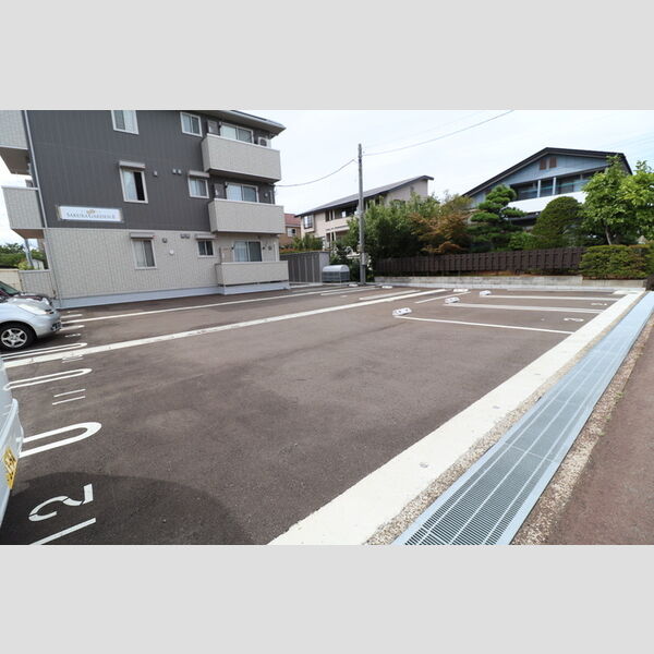 駐車場 (駐車場)