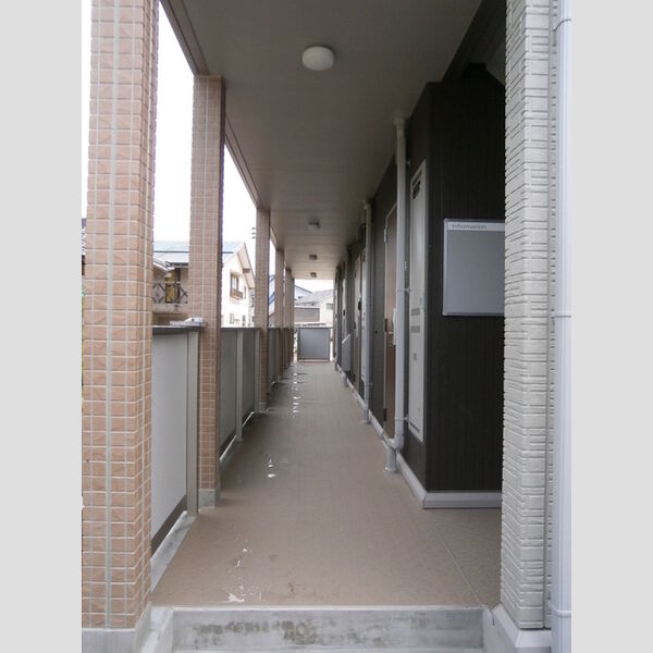 エントランス (エントランス)