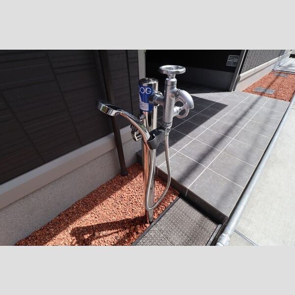 現地周辺 (ペット洗い場)