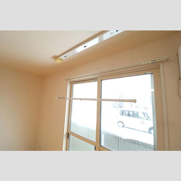 その他 (室内物干し)