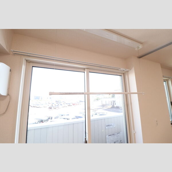 その他 (室内物干し)