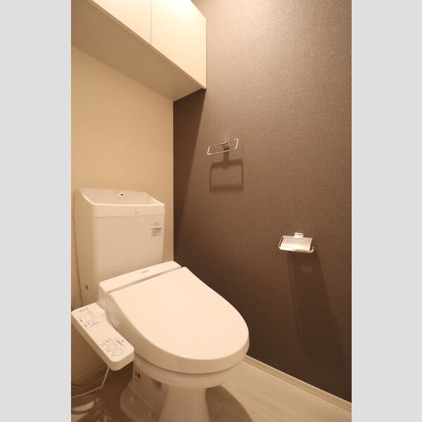 トイレ (温水洗浄暖房便座)