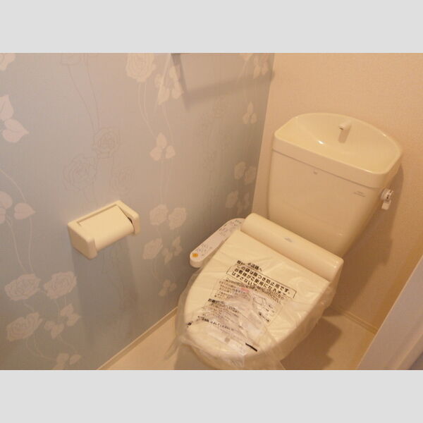 トイレ (温水洗浄暖房便座)