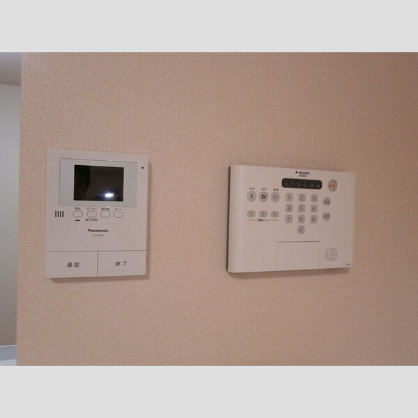 その他設備 (モニタ付インターホン・ALSOKホームセキュリティ)