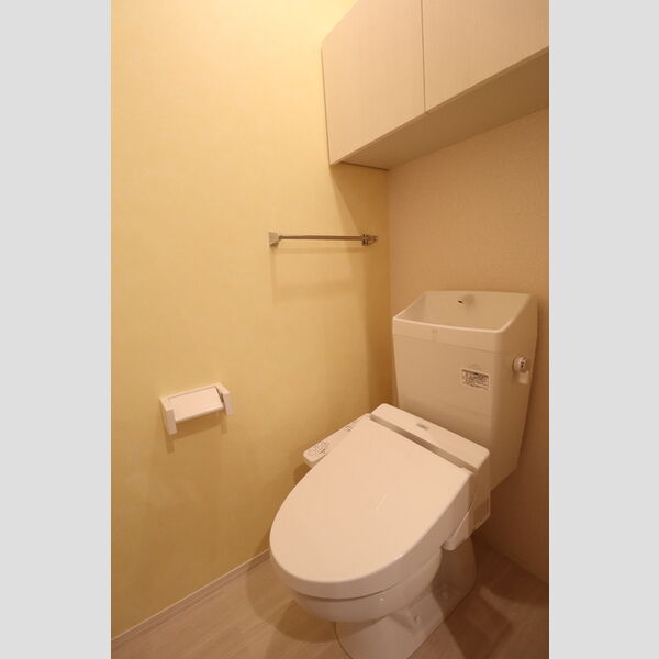 トイレ (温水洗浄便座)