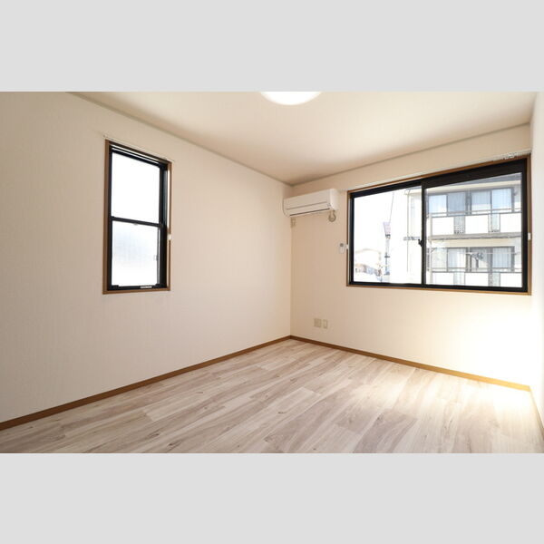 その他 (洋室③)