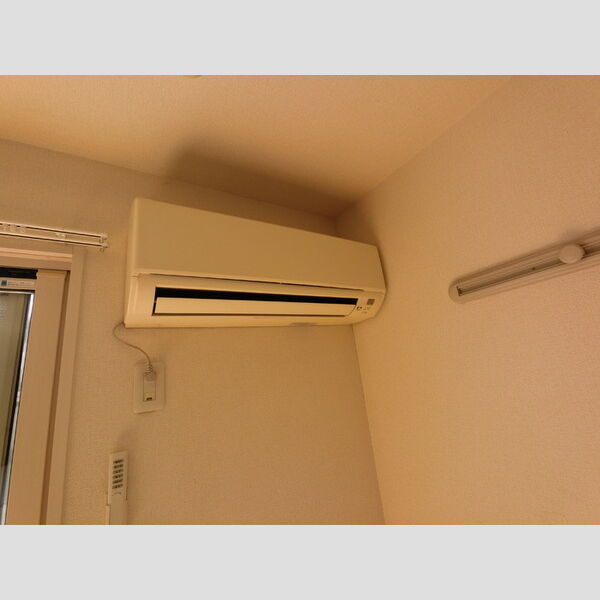 その他設備 (エアコン)