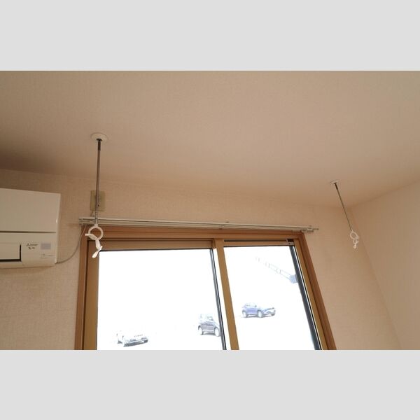 その他 (室内物干し)