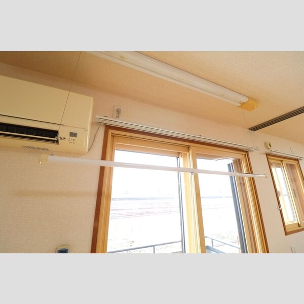 その他 (室内物干し)