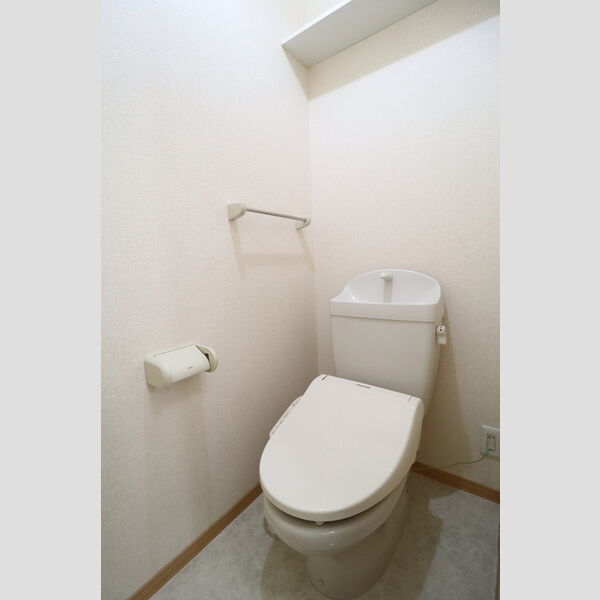 トイレ (温水洗浄便座)