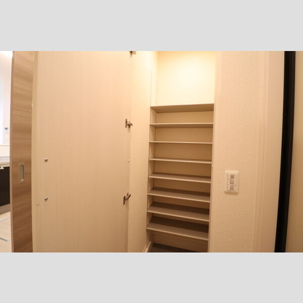 その他 (シューズクローク)