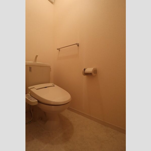 トイレ (温水洗浄暖房便座)