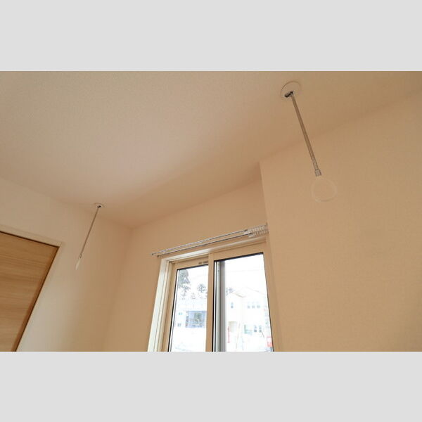 その他 (室内物干し)