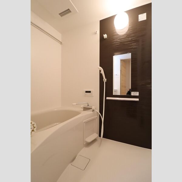 バス (浴室)