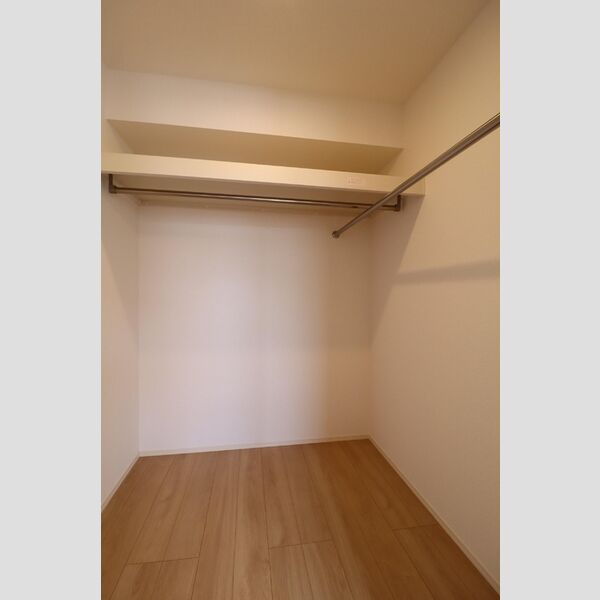 収納 (ウォークインクローゼット)