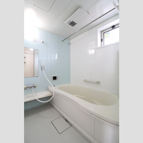 バス (浴室)