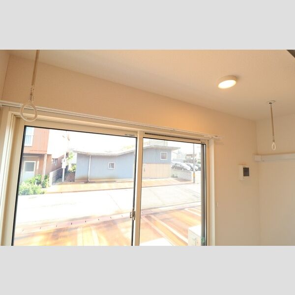 その他 (室内物干し)