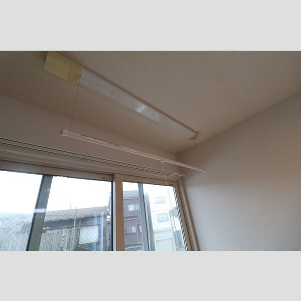 その他 (室内物干し)