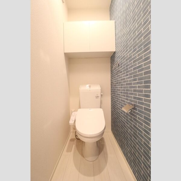 トイレ (温水洗浄暖房便座)