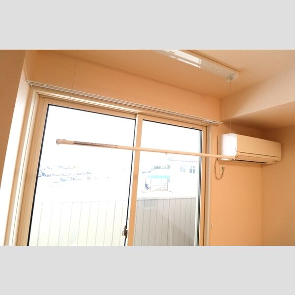 その他 (室内物干し)