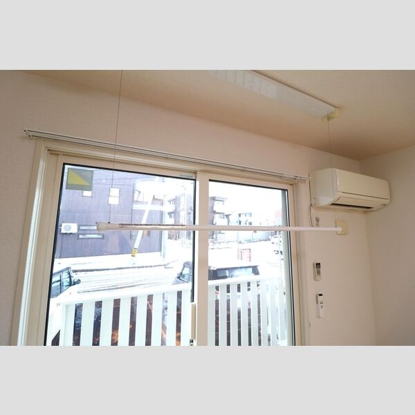 その他 (室内物干し)