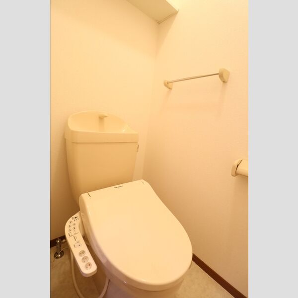 トイレ (温水洗浄暖房便座)