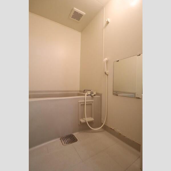 バス (ユニットバス)