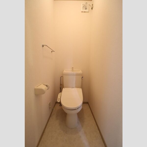 トイレ (温水洗浄暖房便座)